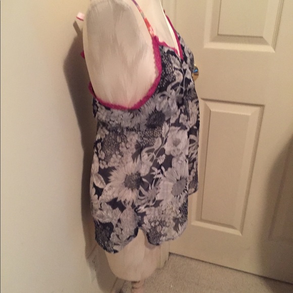 NWT Liberty of London for Target top size M - Picture 3 of 6